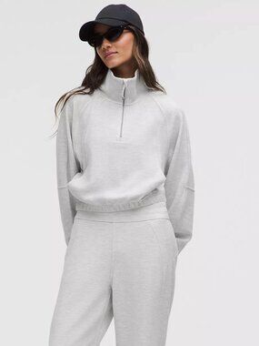 Scuba Cropped Funnel-Neck Half Zip Waffle (Heathered Core Ultra Light Grey)